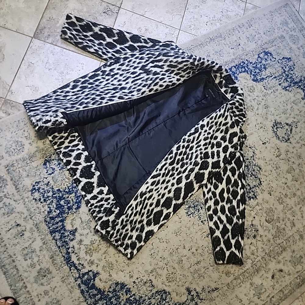 Banana Republic Snow Leopard Cocoon Jacket Coat Size XS - Picture 10 of 14